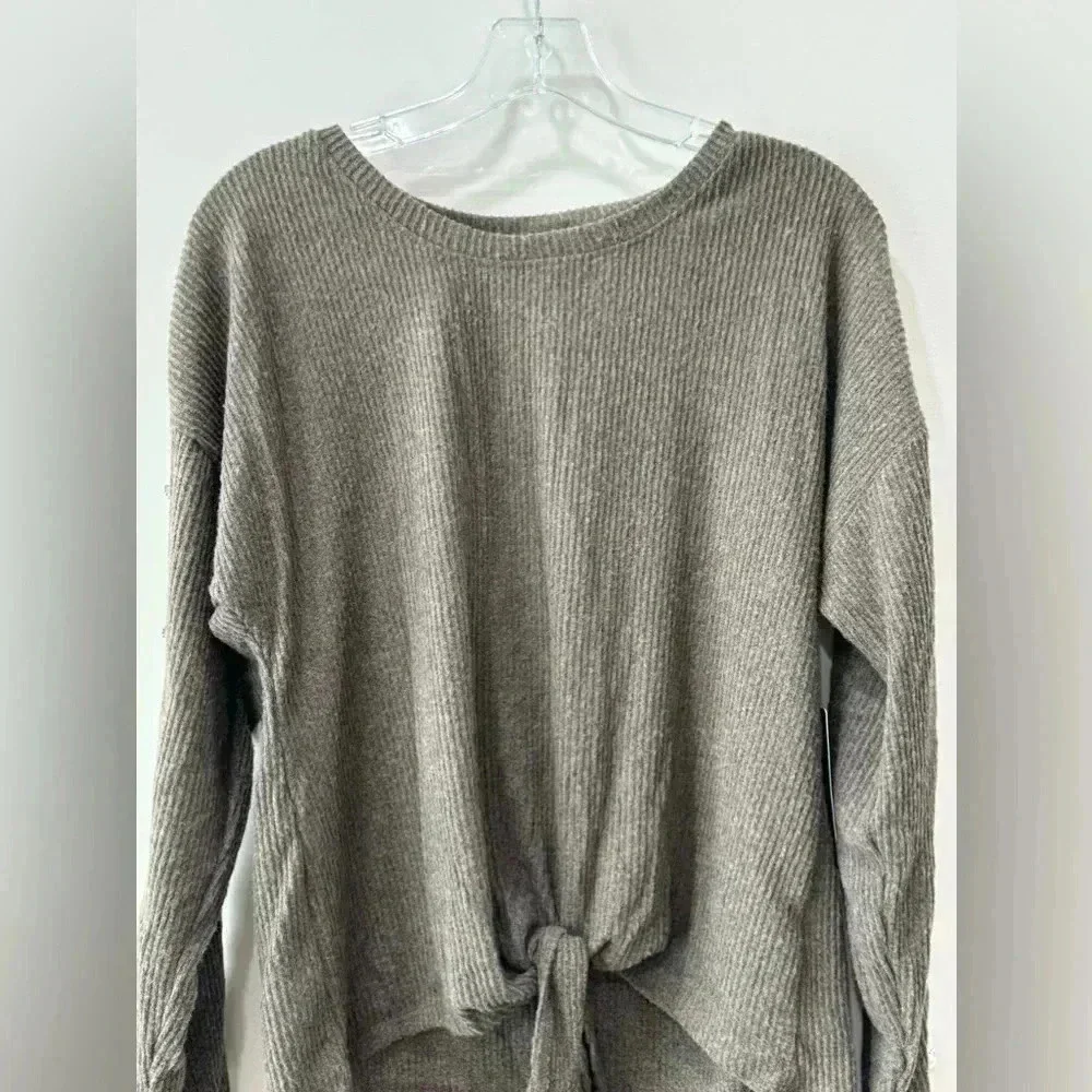 New York Laundry Crewneck Ribbed Sweater with Tie Front - Size M